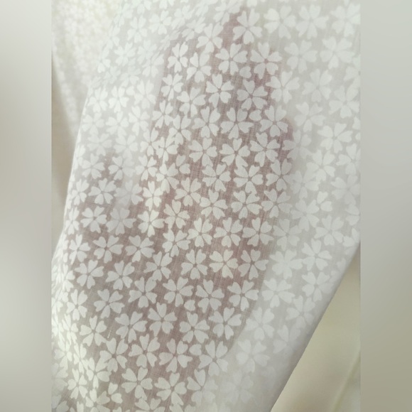 Gap oversized white button up shirt - Picture 3 of 6